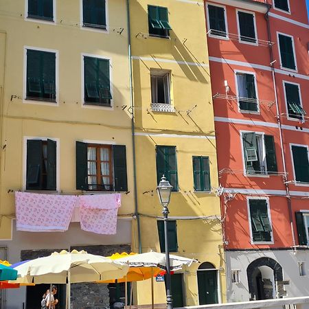 Vicolo Apartment, Pedestrian Centre, 2Bdr, 2,5 Bth, Aircondo, Private Parking, Easy To Train And Ferries, City Life La Spezia Exteriér fotografie
