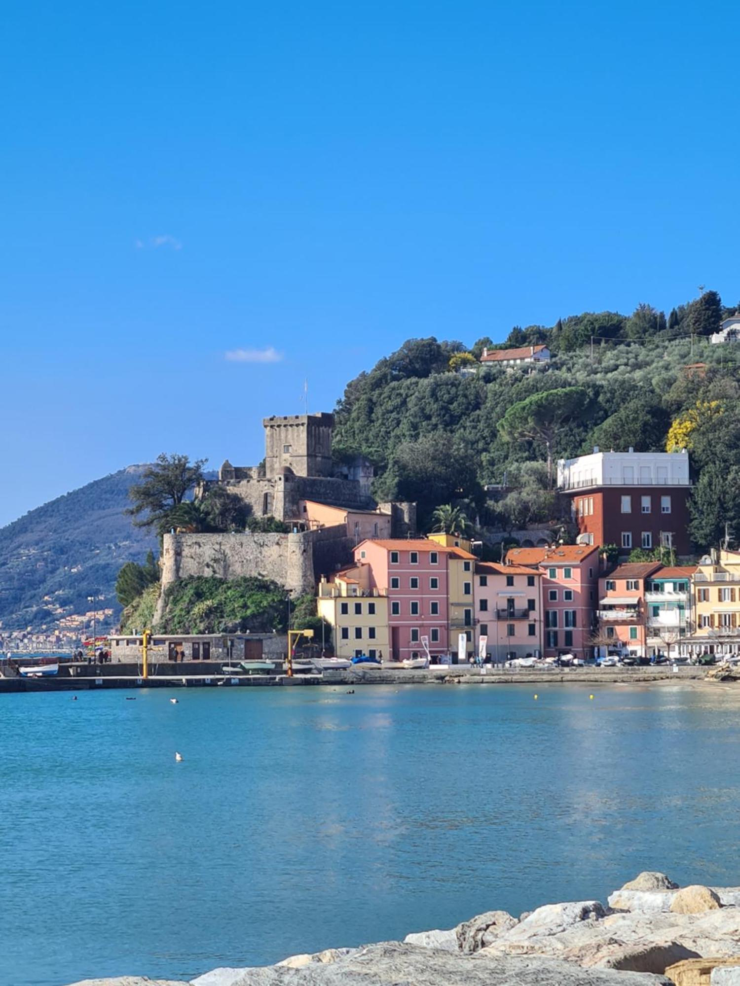 Vicolo Apartment, Pedestrian Centre, 2Bdr, 2,5 Bth, Aircondo, Private Parking, Easy To Train And Ferries, City Life La Spezia Exteriér fotografie